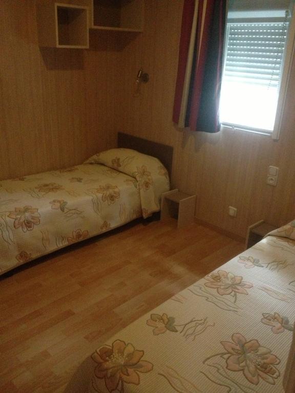 Camping Residence Chalet La Pomposa Terrazzoni Bonifacio  Chambre photo