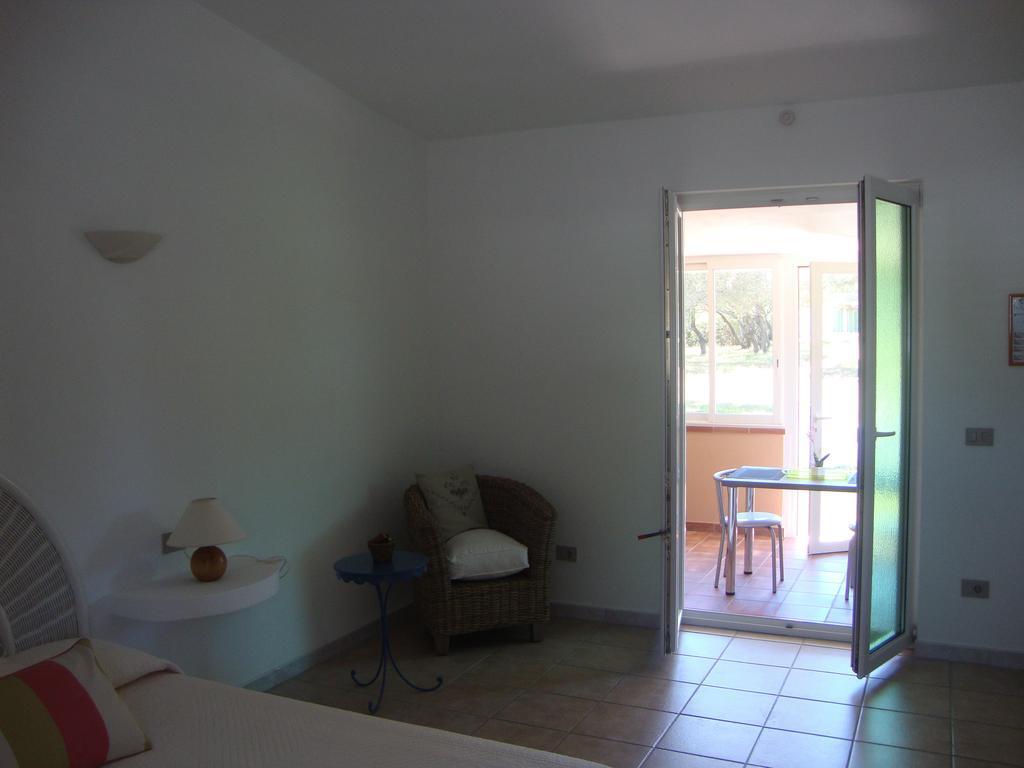 Camping Residence Chalet La Pomposa Terrazzoni Bonifacio  Chambre photo